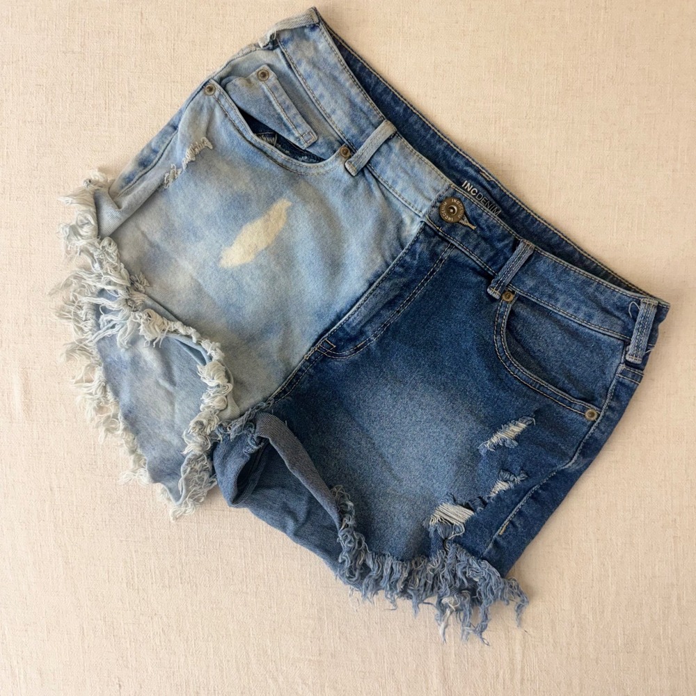 INC International Concepts Two Tone Distressed Denim Shorts Blue Women 8/29